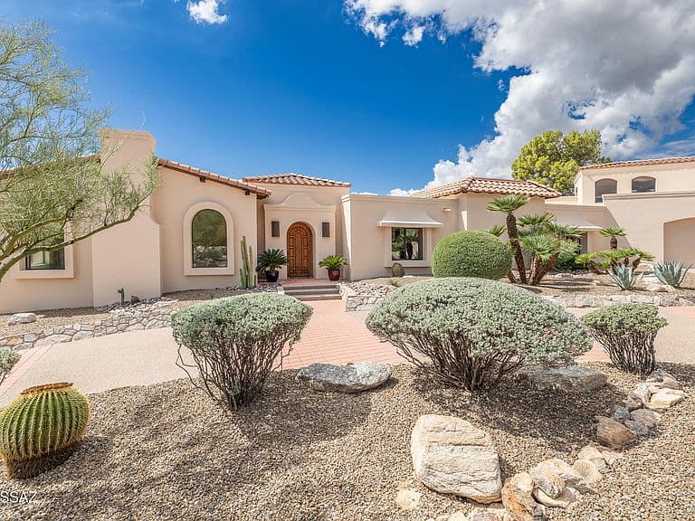 5465 E Gleneagles Dr photo 4