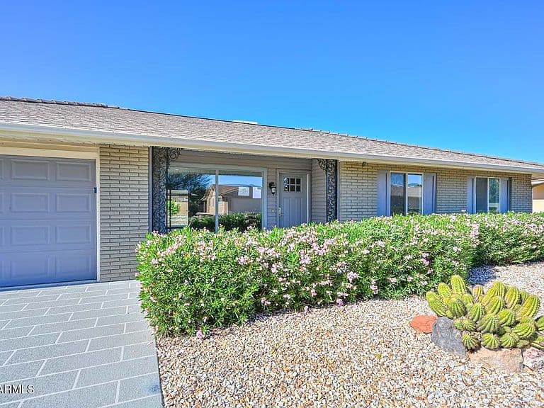 9301 W GLEN OAKS Circle N photo 2