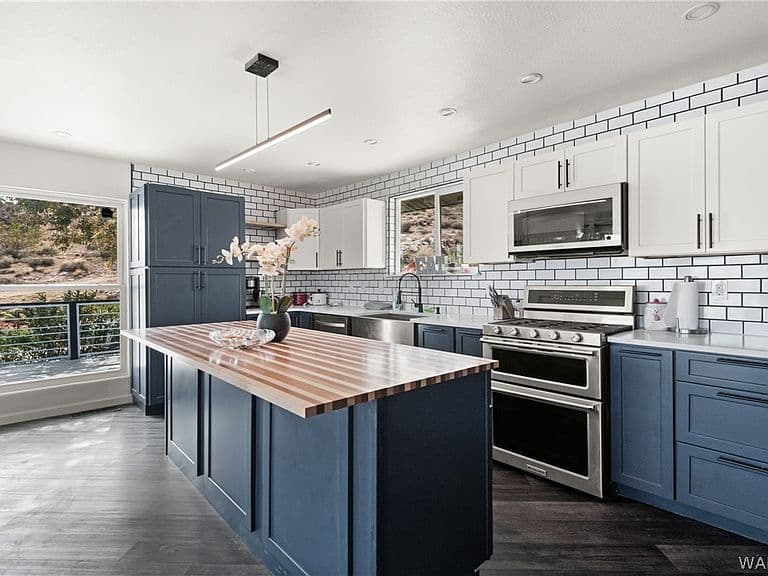 1503 Sunset Boulevard photo 4