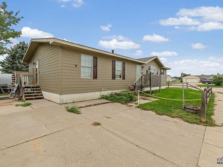 300 E Main St Lot 27 photo 3