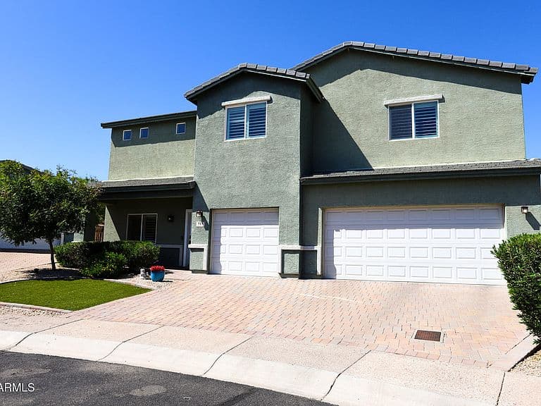 515 W MELODY Drive photo 3