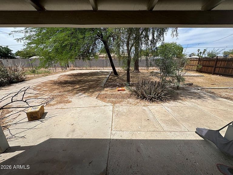 34 N 30th Drive photo 2