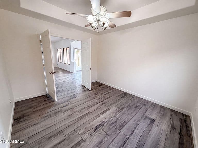 21170 E TWIN ACRES Drive photo 4