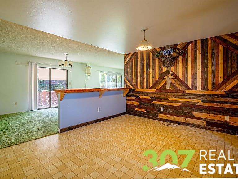 20 Casper Dr photo 4