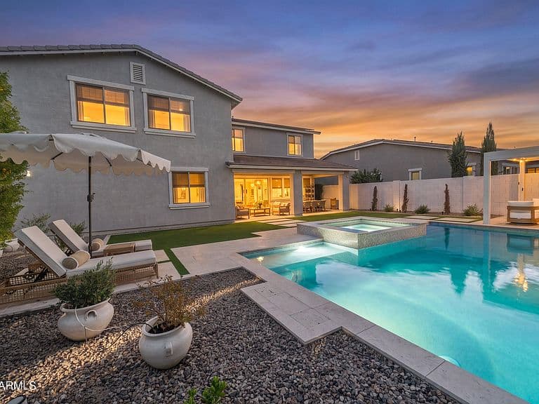 22683 E Desert Hills Drive photo 1