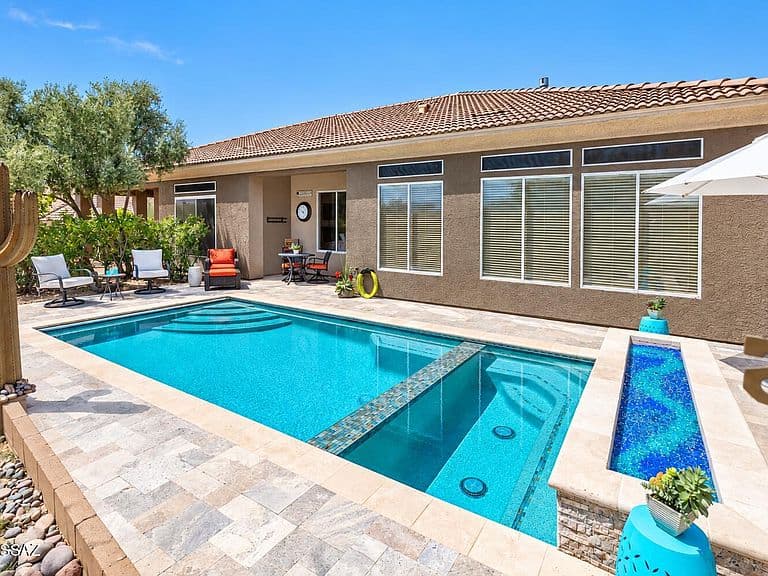 13184 N Desert Flora Ln photo 3