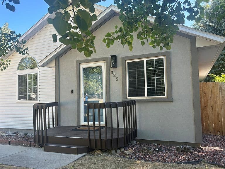 325 Nighthawk Ct photo 1