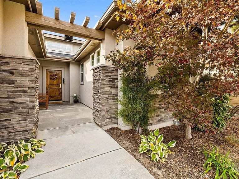 6655 N Moon Drummer Way photo 2