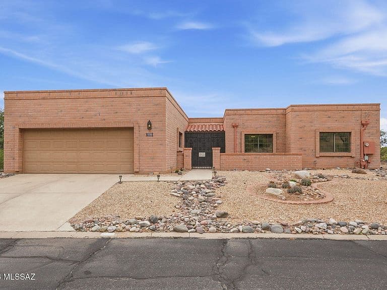 1830 W Camino Urbano photo 1