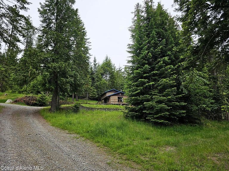 4714 E Upper Hayden Lake Rd photo 2
