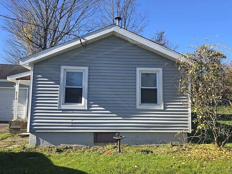473 Elm Street photo 4