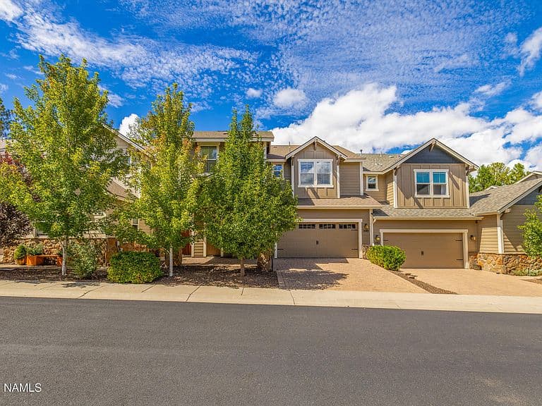 3199 S Hannah Ln photo 3