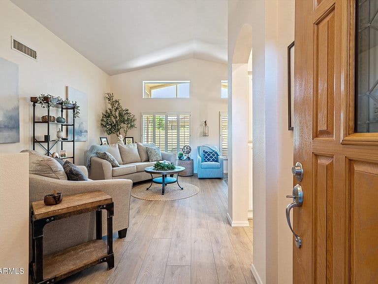 15415 W MERRELL Street photo 2