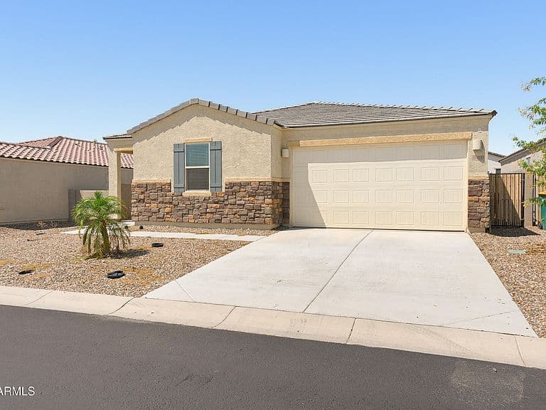 18400 E DONATO Drive photo 1