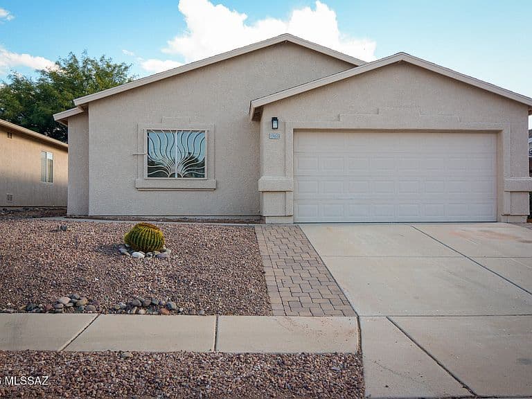 10168 E Rincon Shadows Dr photo 1