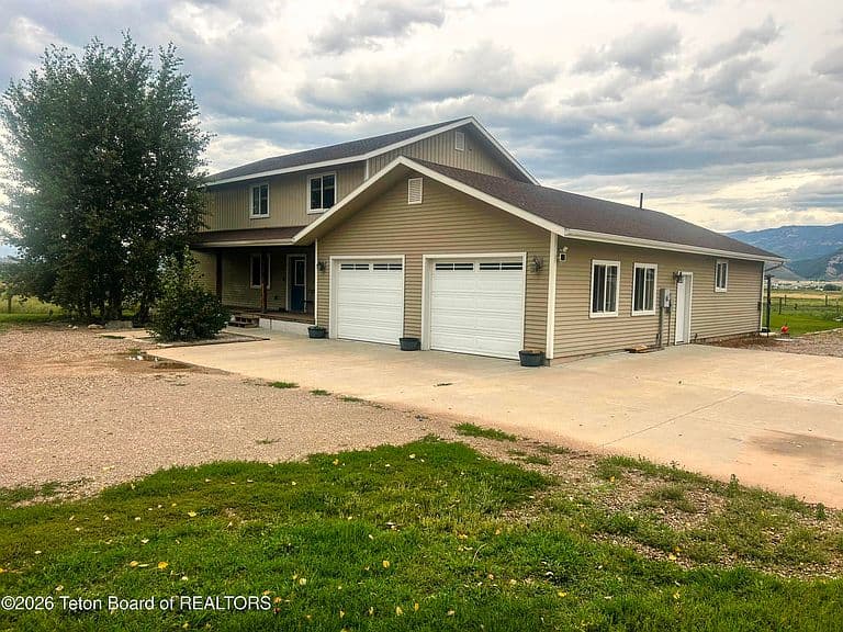 4359 State Highway 238 photo 1