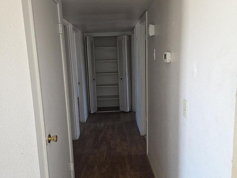 5049 W COLUMBINE Drive photo 4
