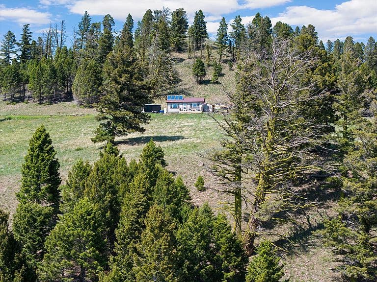 3858 Westridge Rd photo 1