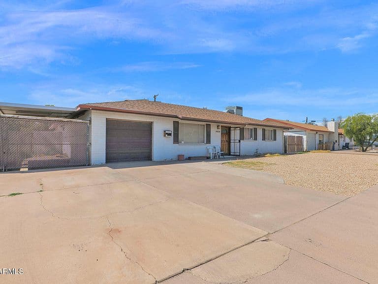 5838 N 64TH Drive photo 2