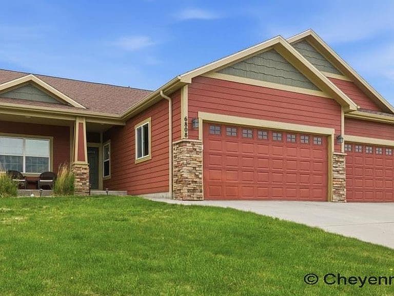 6808 Brave Ct photo 1