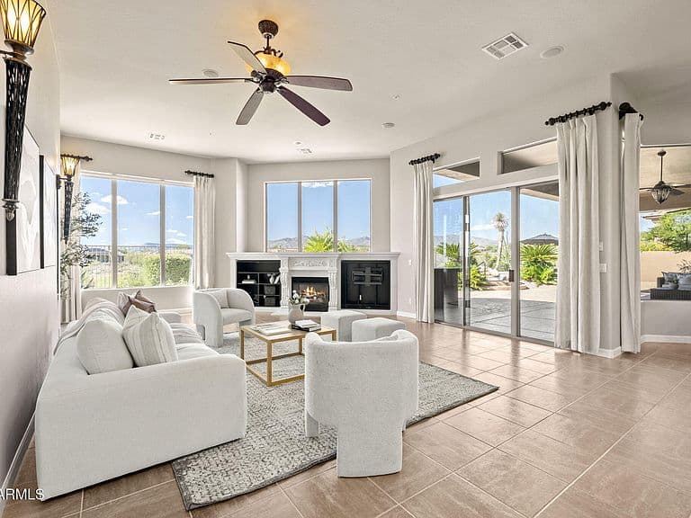 9812 E ROADRUNNER Drive photo 4