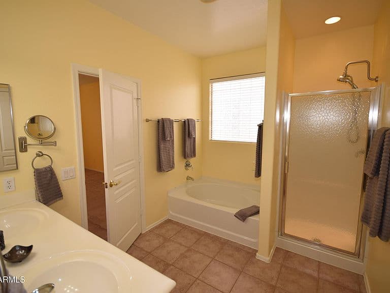 28319 N DESERT NATIVE Street photo 5