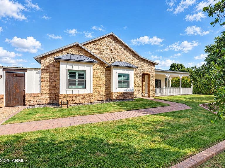 18640 E FLINTLOCK Drive photo 3
