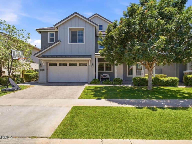 2939 E PINTO Drive photo 2