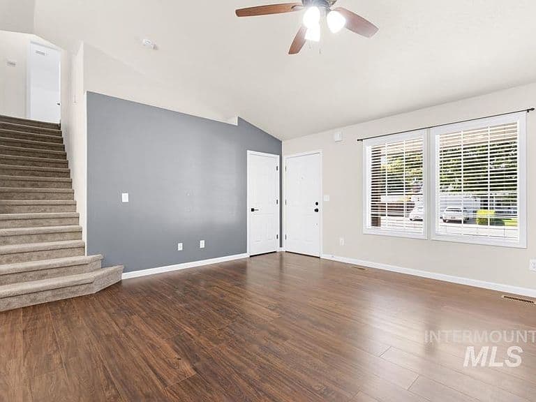 1304 N Atherton Ave photo 4