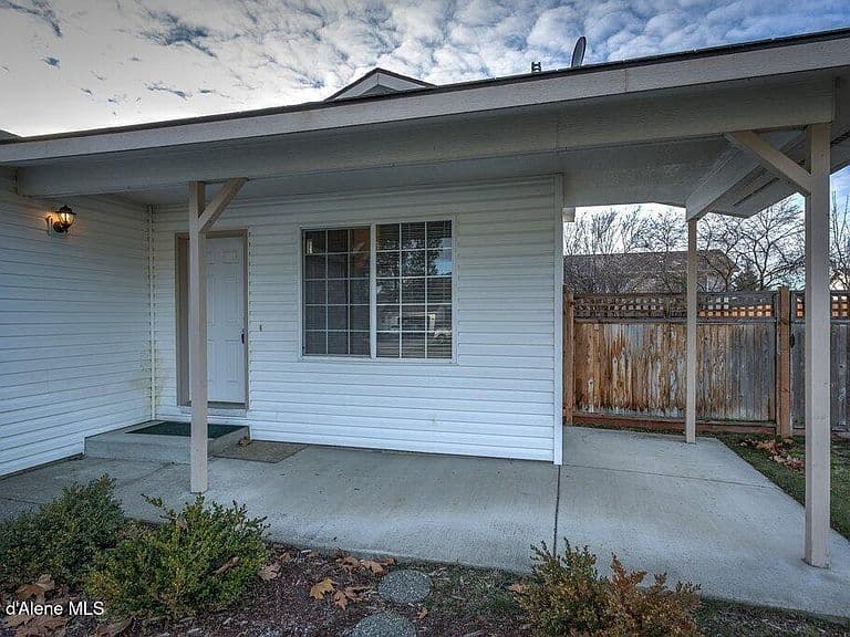 7523 N Heartland Dr photo 2
