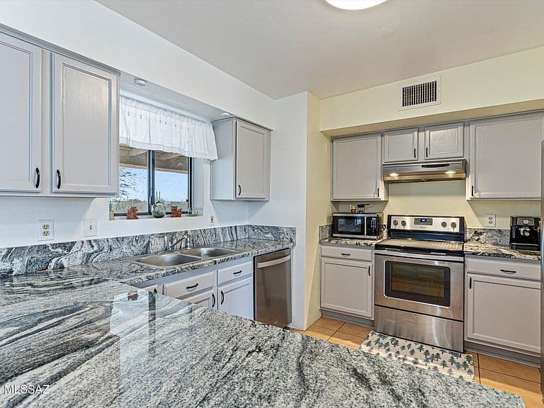7404 E Glacier Park Ct photo 4