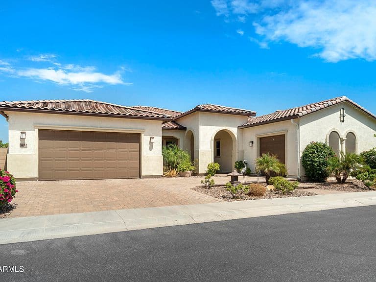 3452 E ALOE Drive photo 2
