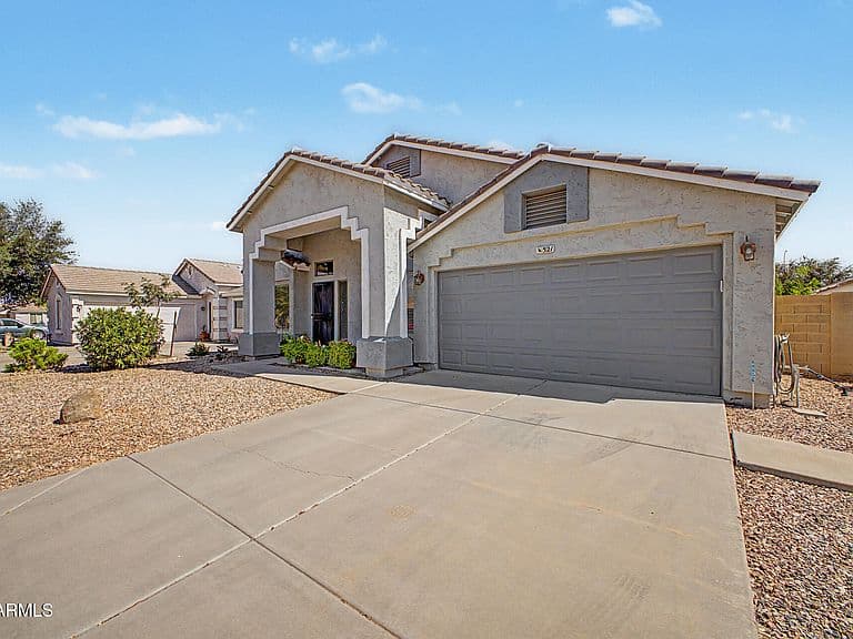 521 E KENT Avenue photo 4