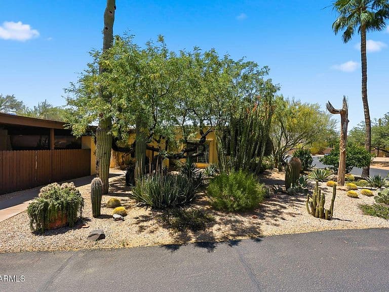 37801 N CAVE CREEK Road #30 photo 5