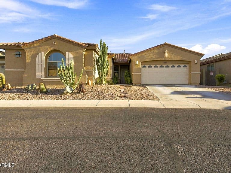 2429 W HAYDUK Road photo 1