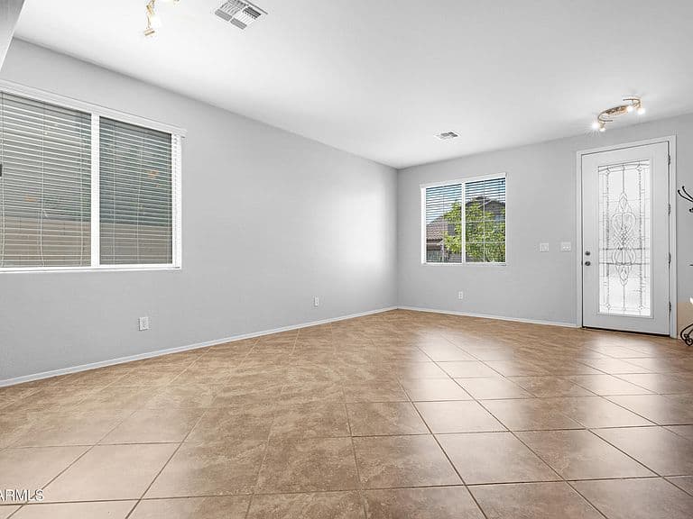 3942 W GLACIER Court photo 3