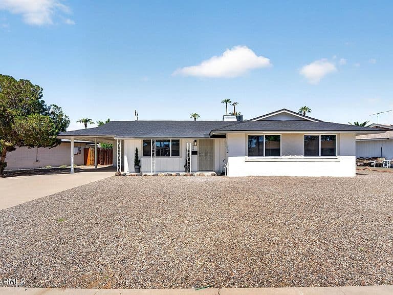 10856 W OAKMONT Drive photo 1