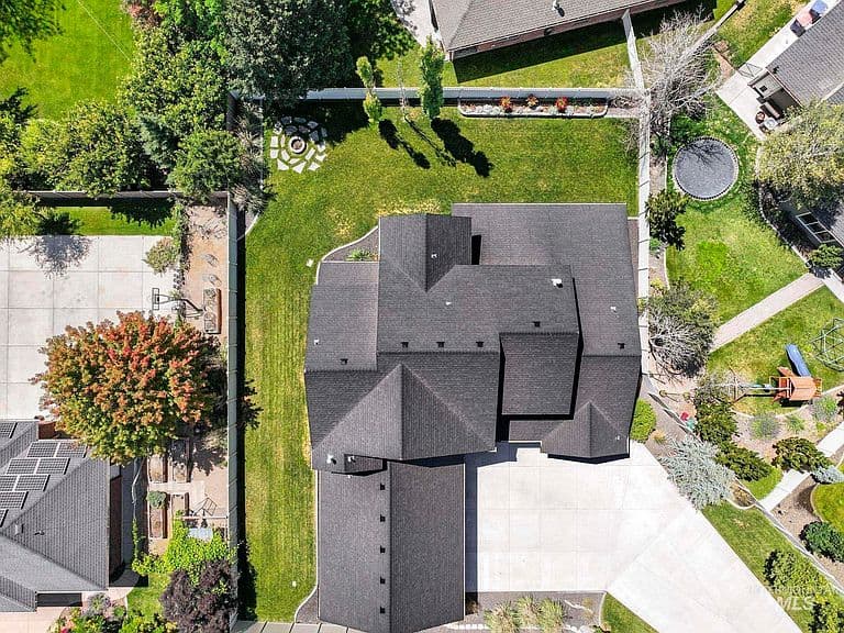 1470 Pillar Cir photo 4