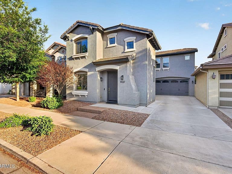 19137 E KINGBIRD Drive photo 1