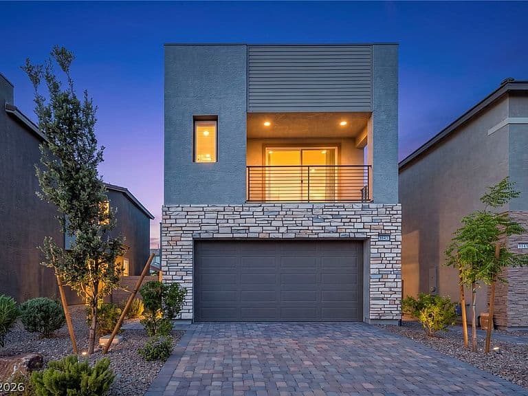 8843 Roadrunner Ravine St photo 1