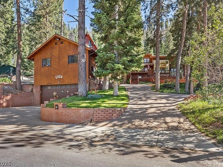 4095 Tyrol Way photo 2