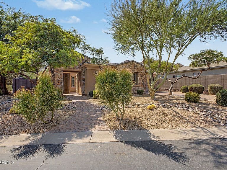 12560 N 146TH Way photo 4