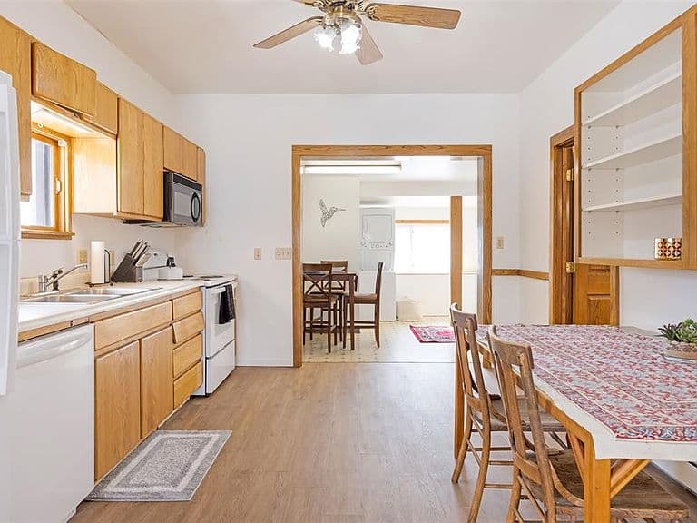 1725 Cooper St photo 4