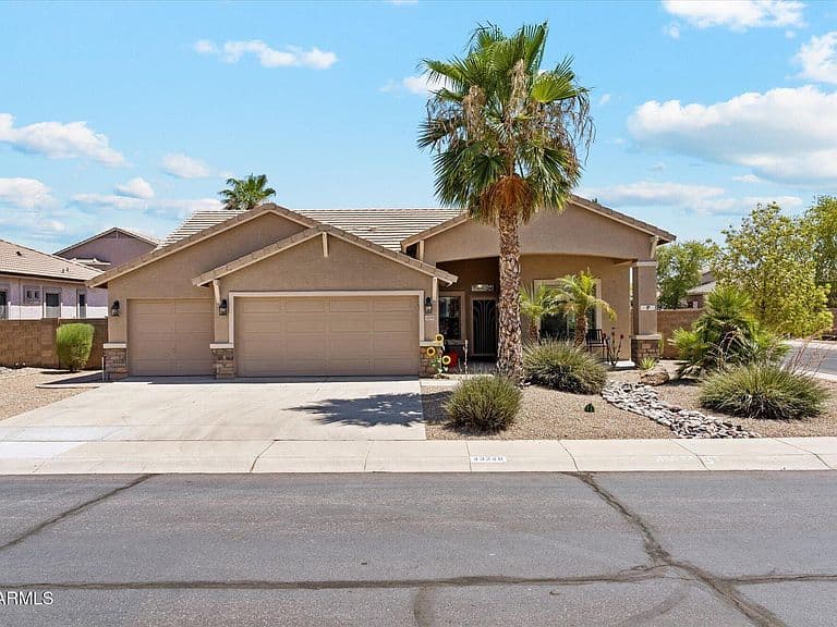 43249 W ASKEW Drive photo 1