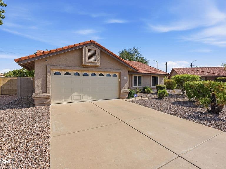 5712 E FAIRBROOK Street photo 1