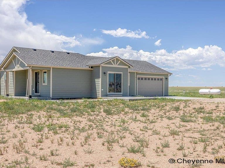 304 Conroy Ct photo 3