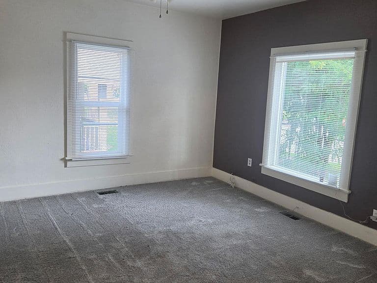 1811 N Nora St photo 5