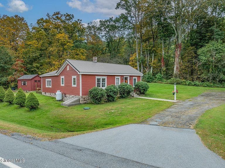 180 State Route 313 photo 1