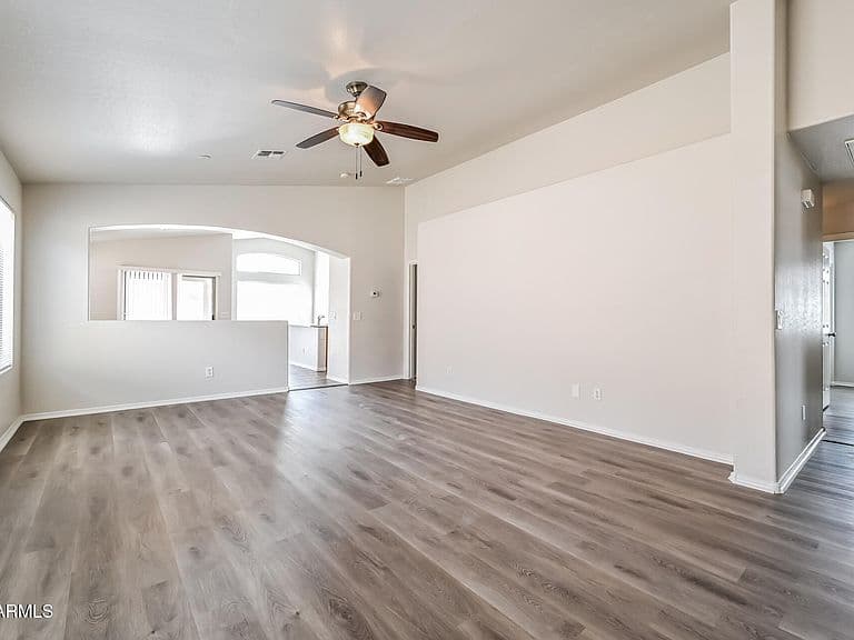 6025 N KARINA Court photo 5