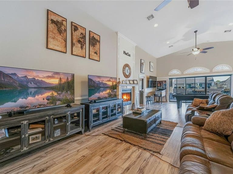 2158 E Via Del Aqua Cove photo 4